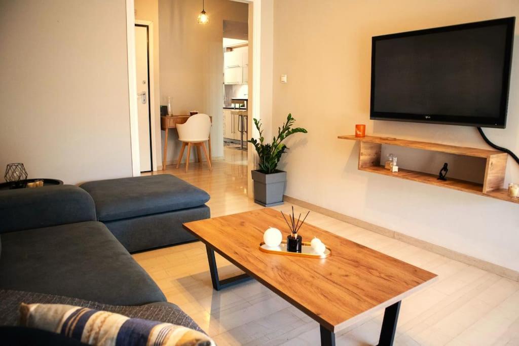 Mary's Apartment, Zografou * Athen